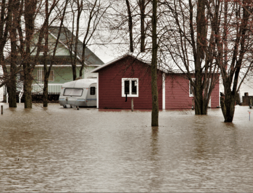 Choosing the Right Storm Damage Contractor in Michigan: 5 Red Flags to Avoid